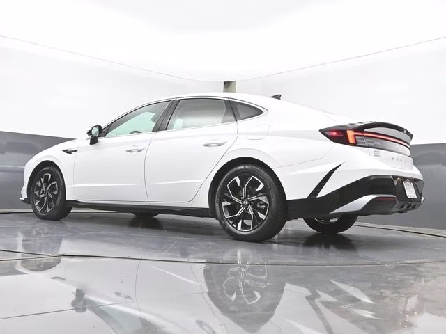 2025 Serenity White Hyundai Sonata SEL FWD Sedan