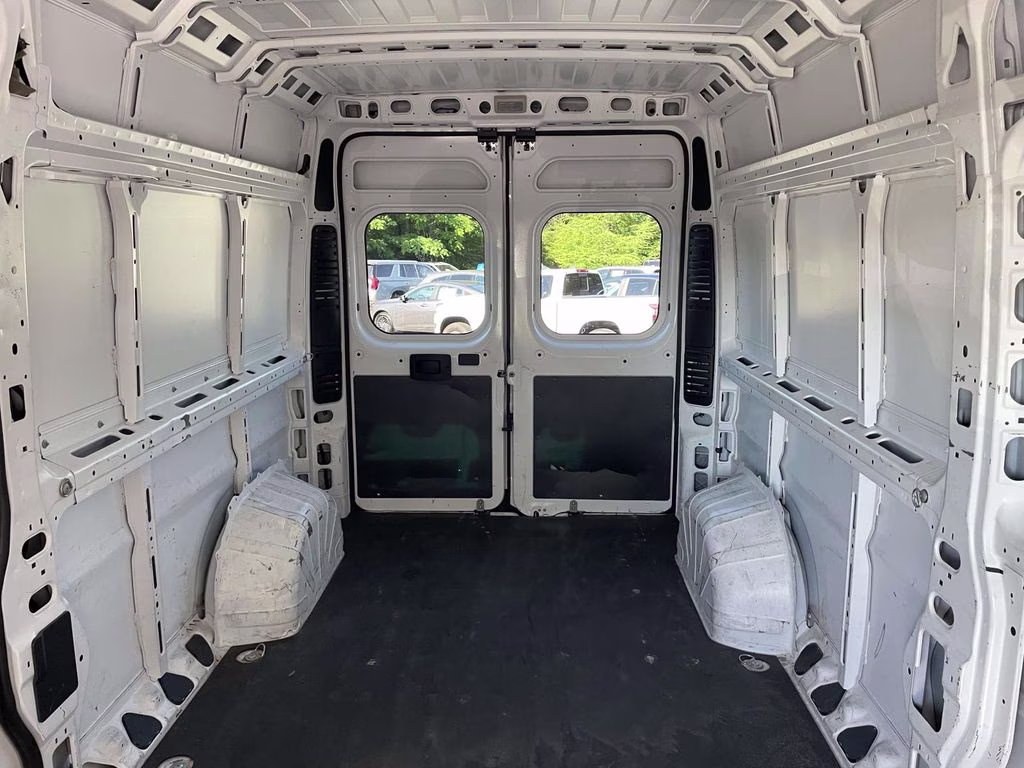 2022 Bright White Clearcoat Ram ProMaster 2500 High Roof FWD Van