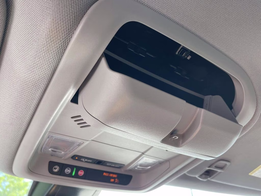 2025 Summit White Chevrolet Blazer LT FWD SUV