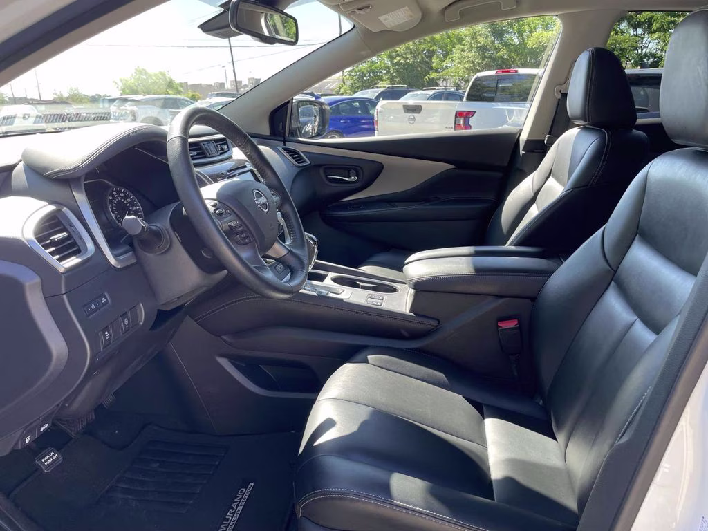 2024 Pearl White Tricoat Nissan Murano SV FWD SUV