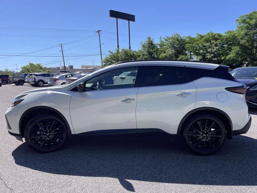2024 Pearl White Tricoat Nissan Murano SV FWD SUV