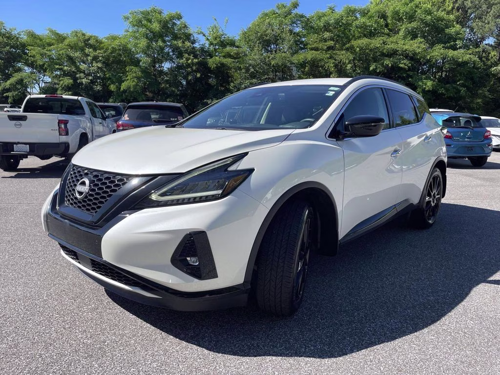 2024 Pearl White Tricoat Nissan Murano SV FWD SUV