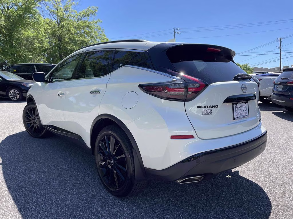 2024 Pearl White Tricoat Nissan Murano SV FWD SUV