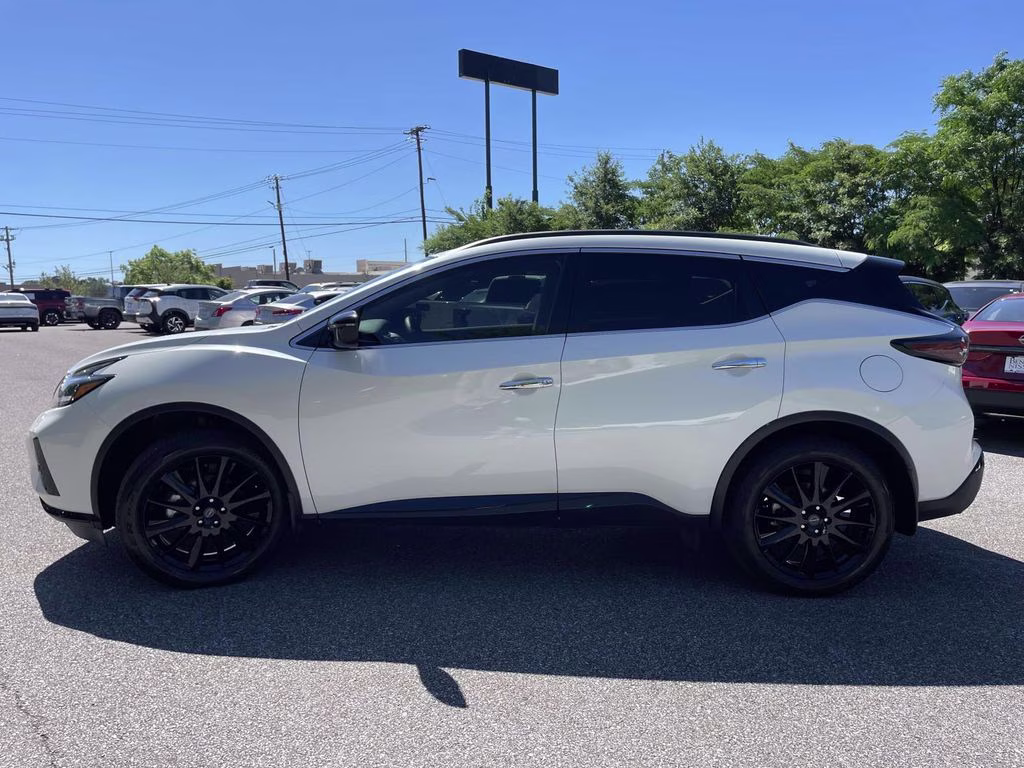 2024 Pearl White Tricoat Nissan Murano SV FWD SUV