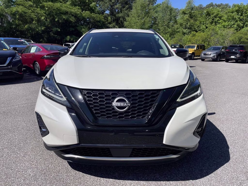 2024 Pearl White Tricoat Nissan Murano SV FWD SUV