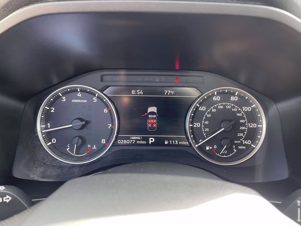 2025 White Mitsubishi Outlander SE FWD SUV