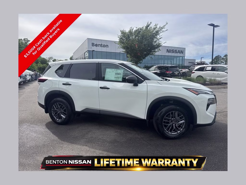 2026 Nissan Rogue S FWD's photo