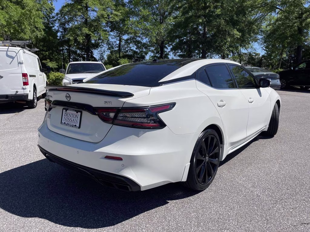 2023 Pearl White Tricoat Nissan Maxima SR FWD Sedan