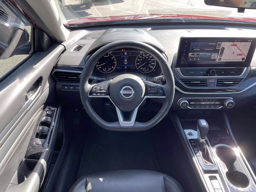 2023 Scarlet Ember Tintcoat Nissan Altima 2.0 SR FWD Sedan