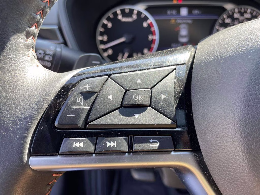 2023 Scarlet Ember Tintcoat Nissan Altima 2.0 SR FWD Sedan