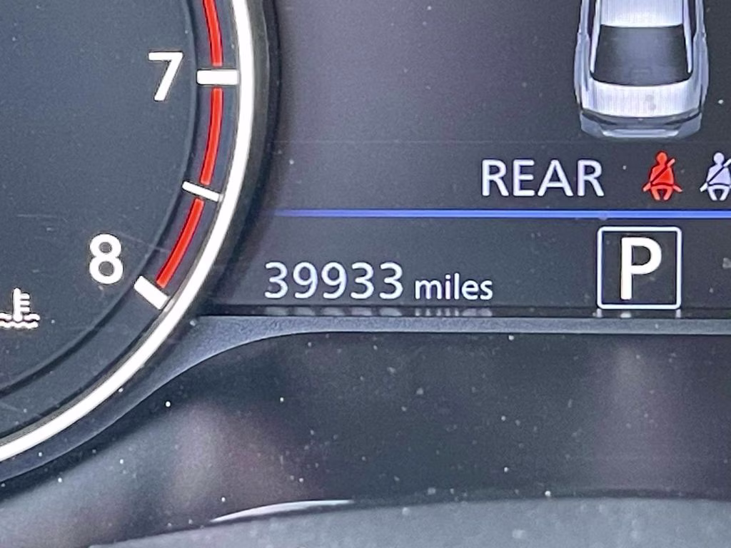 2023 Scarlet Ember Tintcoat Nissan Altima 2.0 SR FWD Sedan