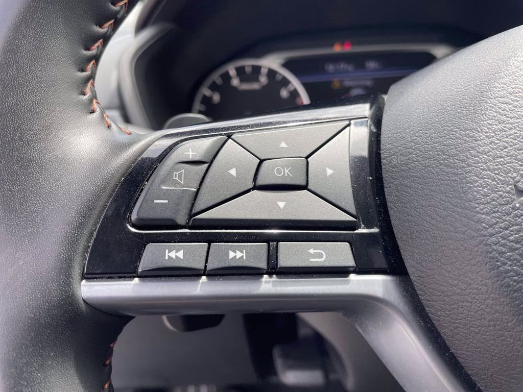2025 Gray Sky Pearl Nissan Altima 2.5 SR AWD Sedan