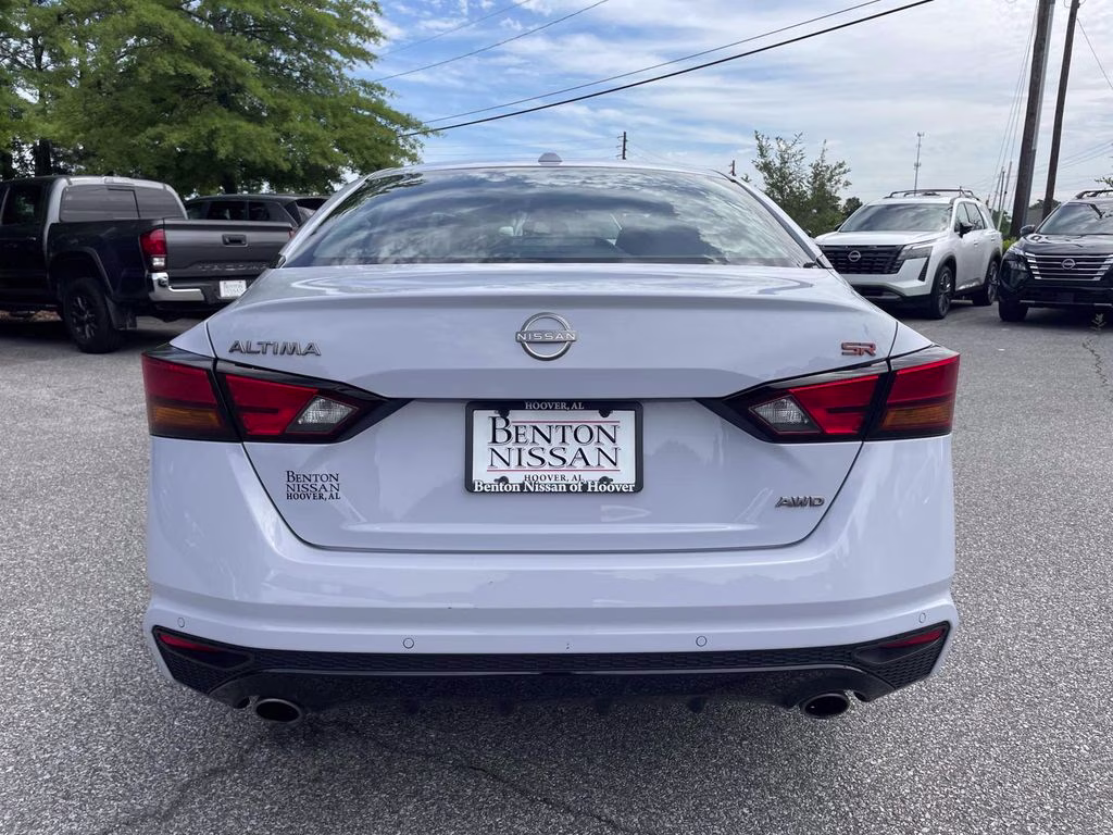 2025 Gray Sky Pearl Nissan Altima 2.5 SR AWD Sedan