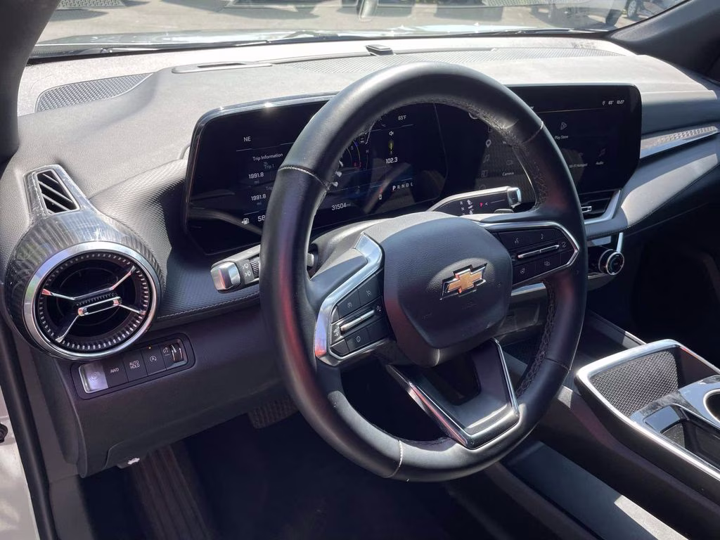 2025 Sterling Gray Metallic Chevrolet Equinox LT AWD SUV