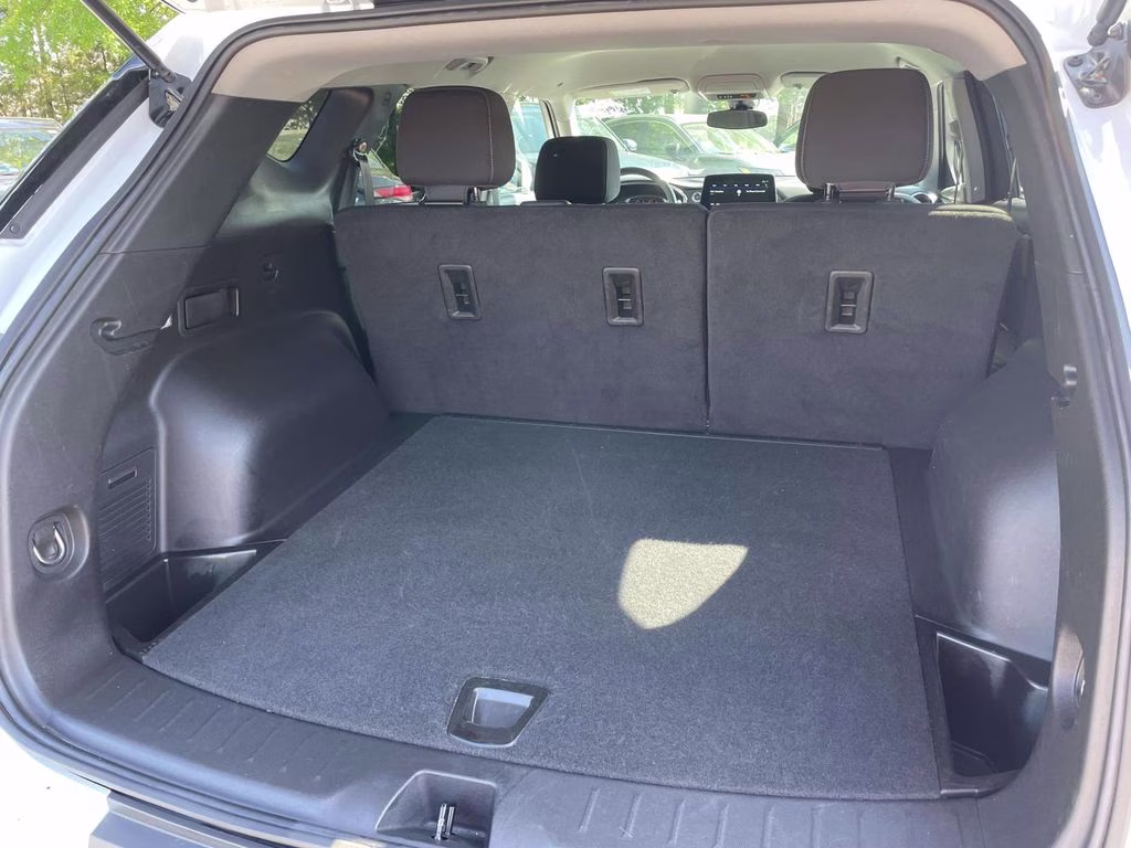 2025 Summit White Chevrolet Blazer LT FWD SUV