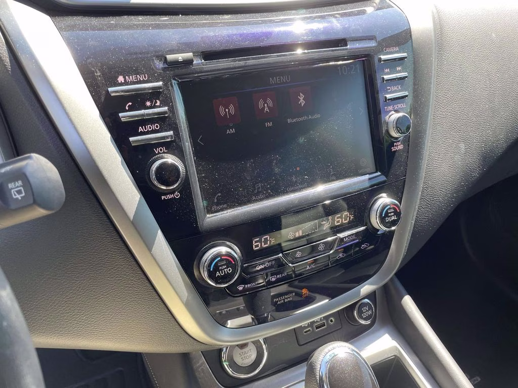 2024 Pearl White Tricoat Nissan Murano SV FWD SUV