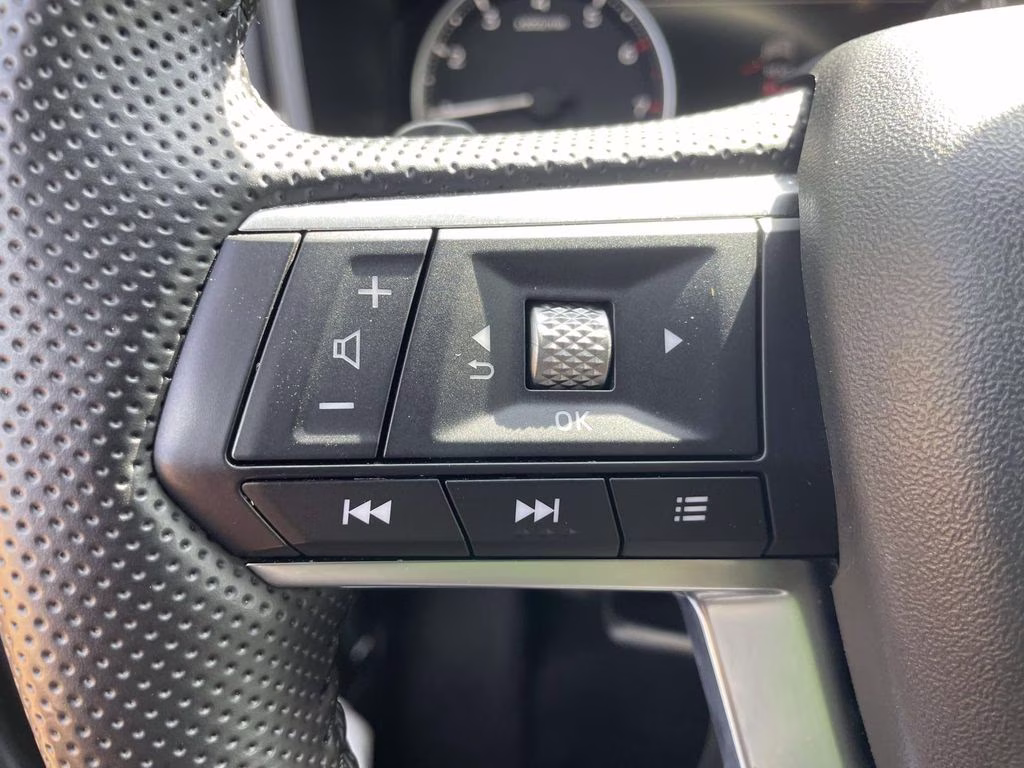 2025 Gray Mitsubishi Outlander SE FWD SUV