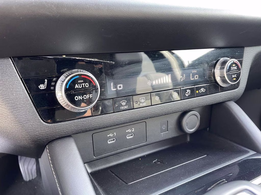 2025 Gray Mitsubishi Outlander SE FWD SUV