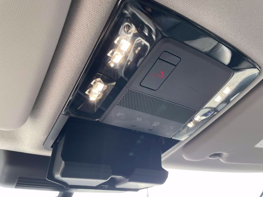 2025 Gray Mitsubishi Outlander SE FWD SUV