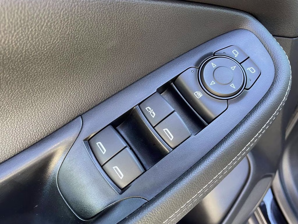 2024 Ebony Twilight Metallic Buick Encore GX Preferred FWD SUV