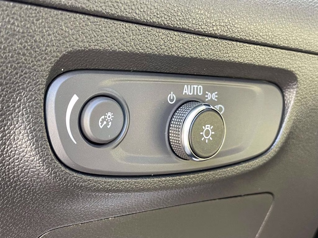 2024 Ebony Twilight Metallic Buick Encore GX Preferred FWD SUV