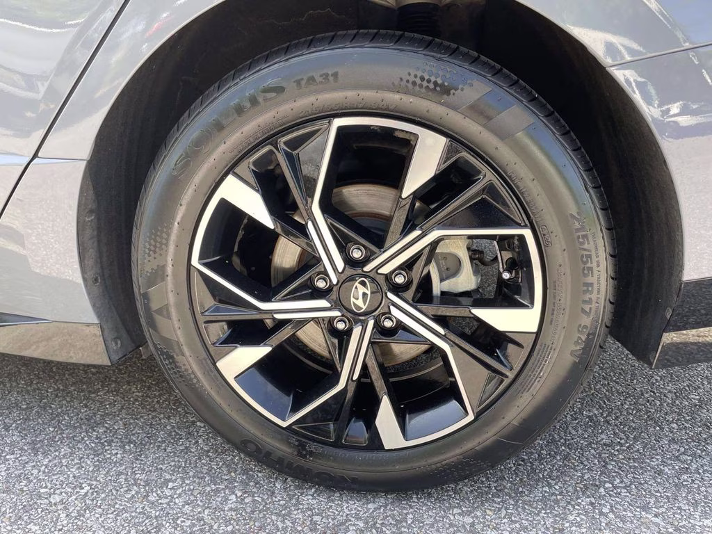2025 Transmission Blue Hyundai Sonata SEL FWD Sedan