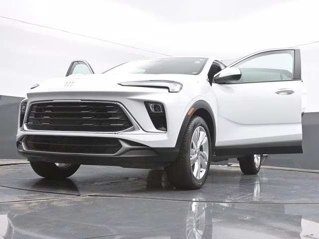 2024 Summit White Buick Encore GX Preferred FWD SUV