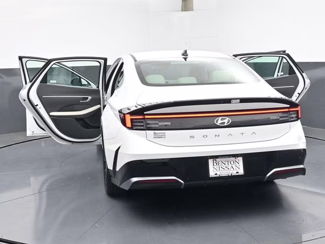 2025 Serenity White Hyundai Sonata SEL FWD Sedan