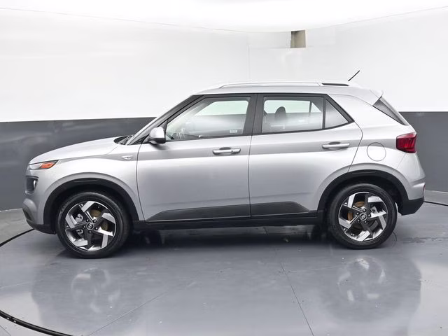 2025 Shimmering Silver Hyundai Venue SEL FWD SUV