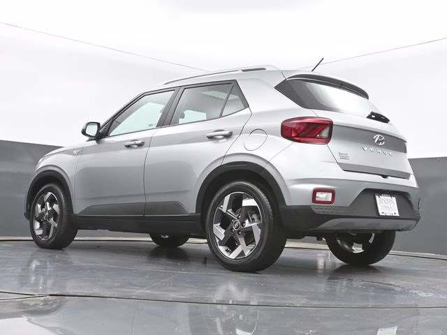 2025 Shimmering Silver Hyundai Venue SEL FWD SUV
