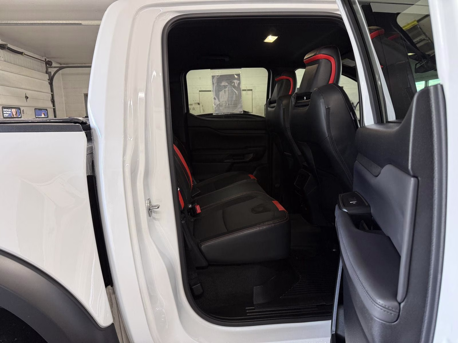 2024 Oxford White Ford Ranger Raptor 4X4 Truck