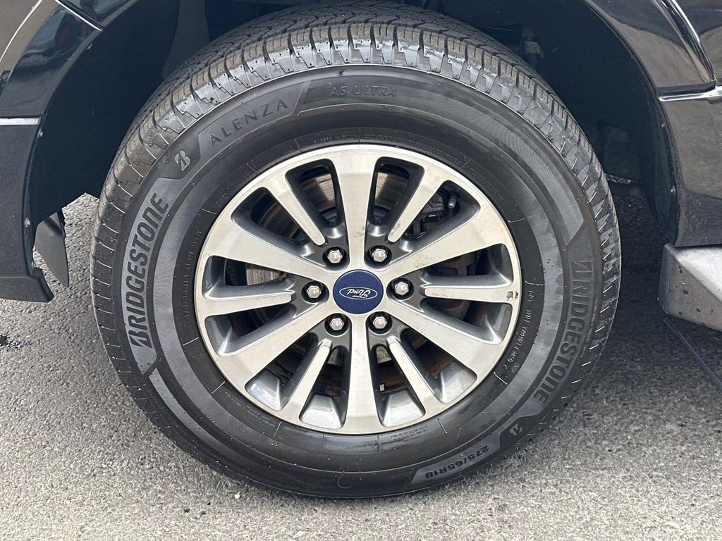 2017 Shadow Black Ford Expedition EL XLT 4X4 SUV