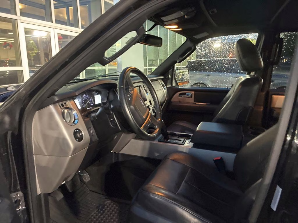2017 Shadow Black Ford Expedition EL XLT 4X4 SUV