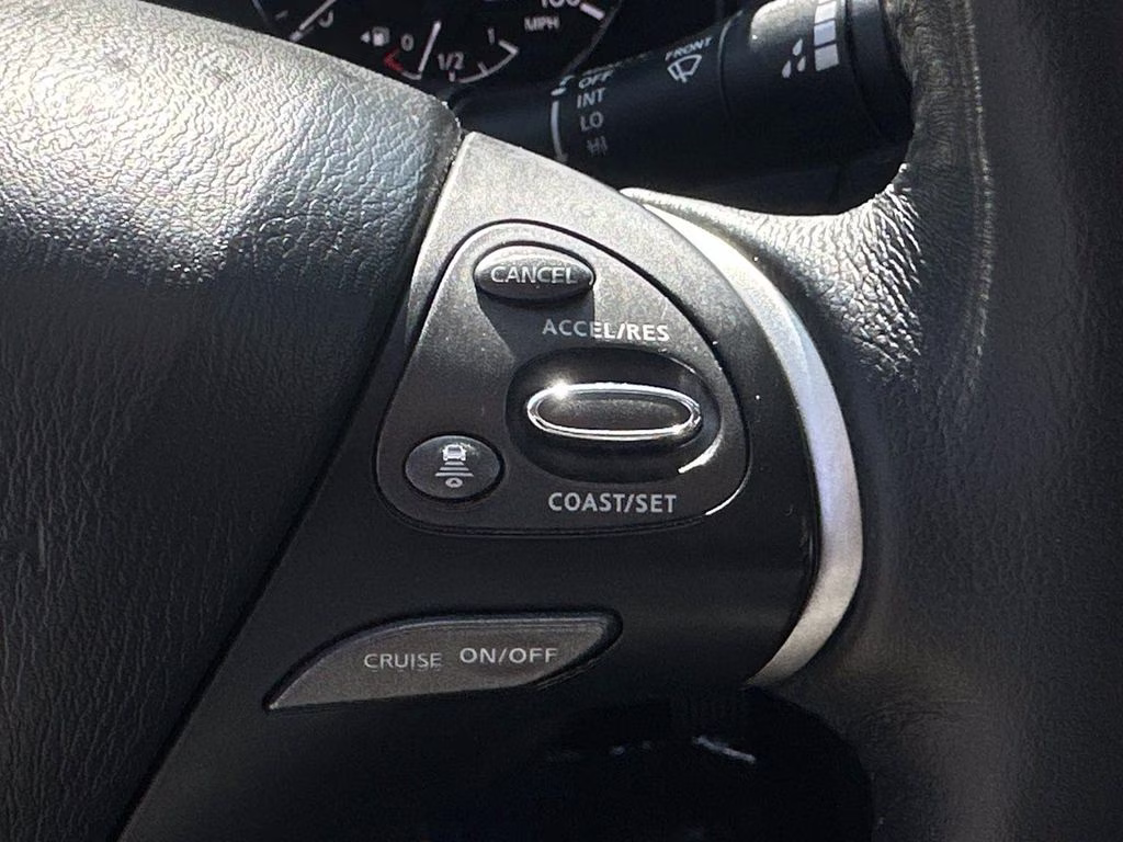 2019 Gun Metallic Nissan Pathfinder SL FWD SUV