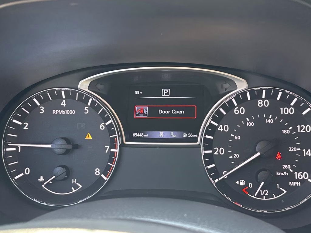 2019 Gun Metallic Nissan Pathfinder SL FWD SUV