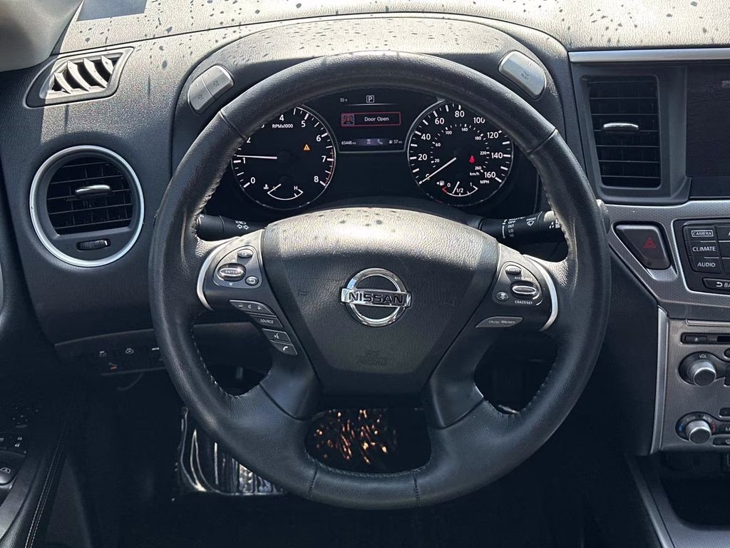 2019 Gun Metallic Nissan Pathfinder SL FWD SUV