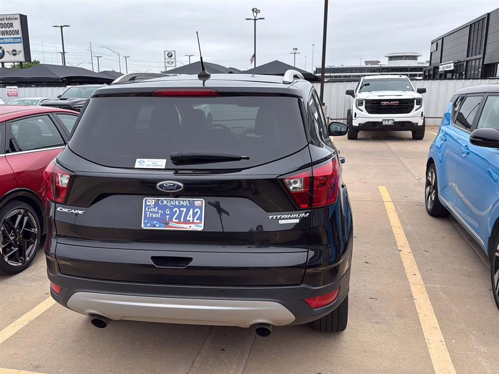 2019 Agate Black Metallic Ford Escape Titanium FWD SUV