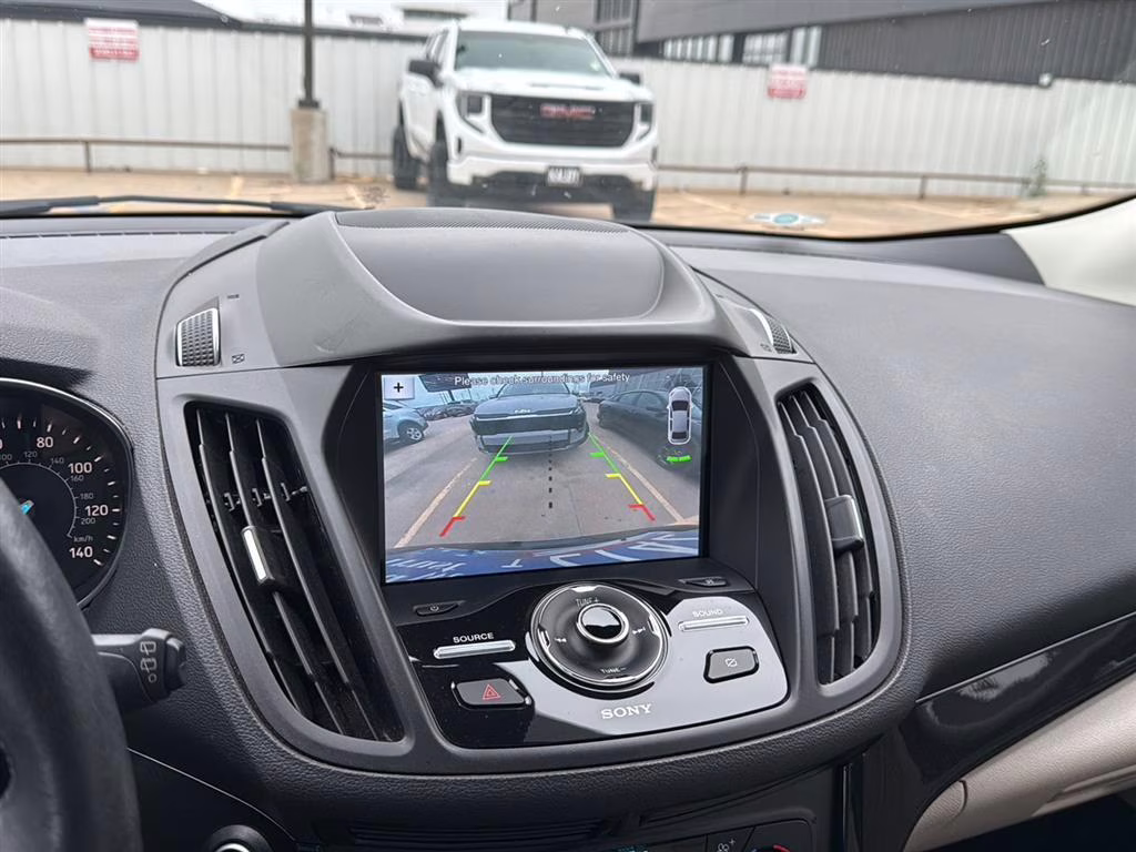 2019 Agate Black Metallic Ford Escape Titanium FWD SUV