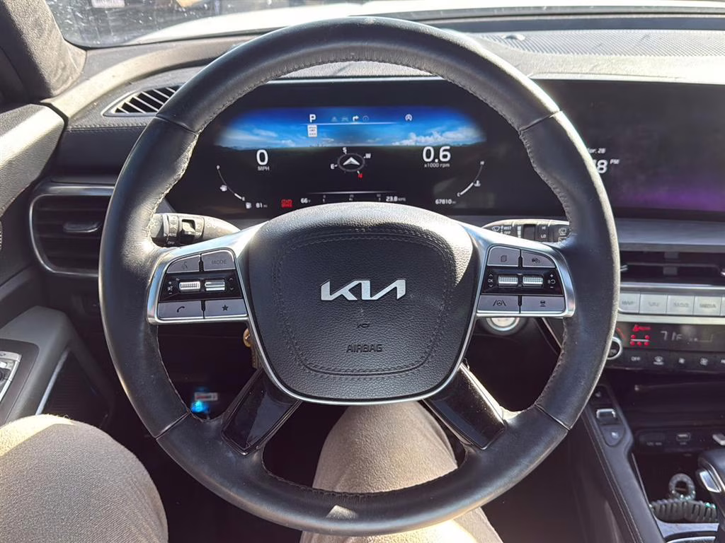 2023 Glacial White Pearl Kia Telluride SX Prestige X-Line AWD SUV