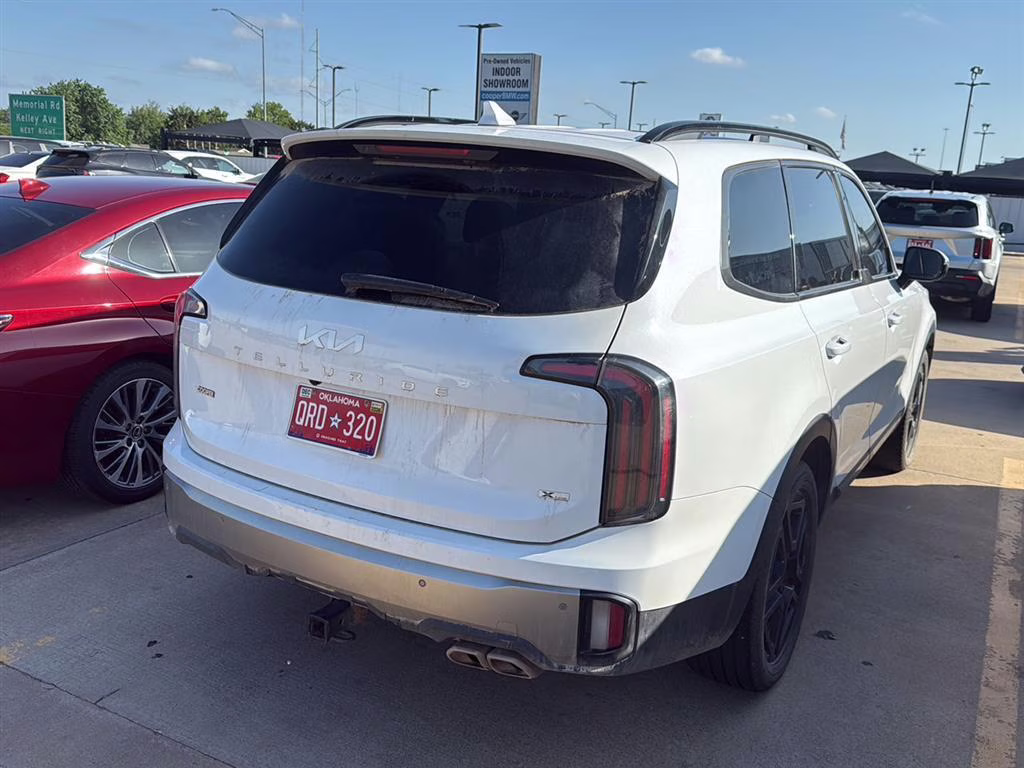 2023 Glacial White Pearl Kia Telluride SX Prestige X-Line AWD SUV