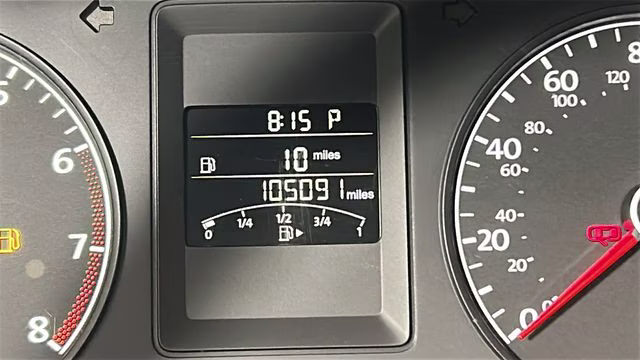 2014 Platinum Gray Metallic Volkswagen Jetta 2.0L S FWD Sedan