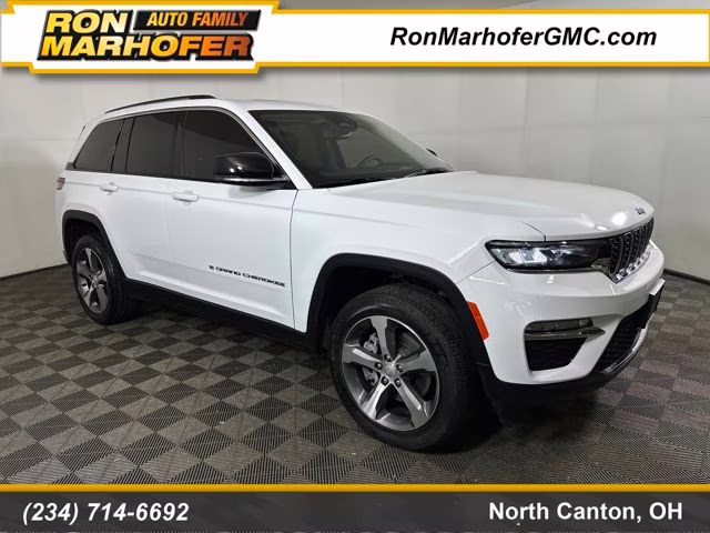 2023 Bright White Clearcoat Jeep Grand Cherokee 4xe 4X4 SUV