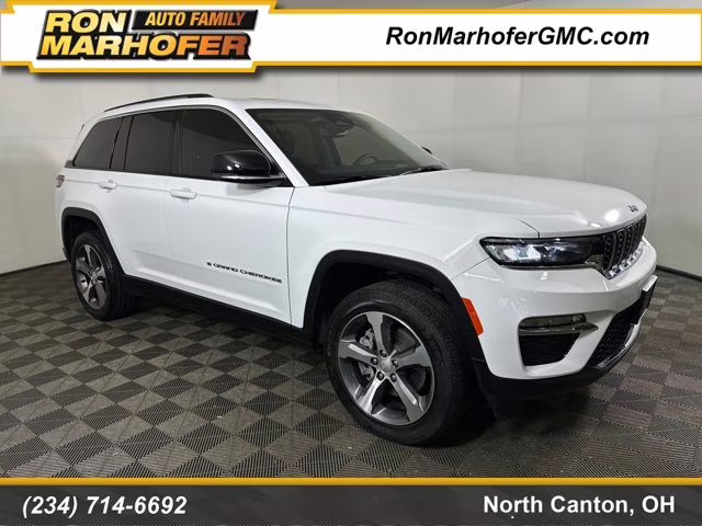 2023 Bright White Clearcoat Jeep Grand Cherokee 4xe 4X4 SUV