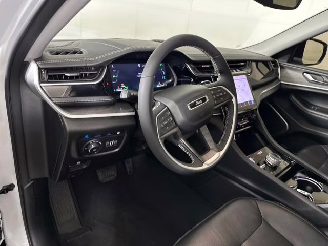 2023 Bright White Clearcoat Jeep Grand Cherokee 4xe 4X4 SUV
