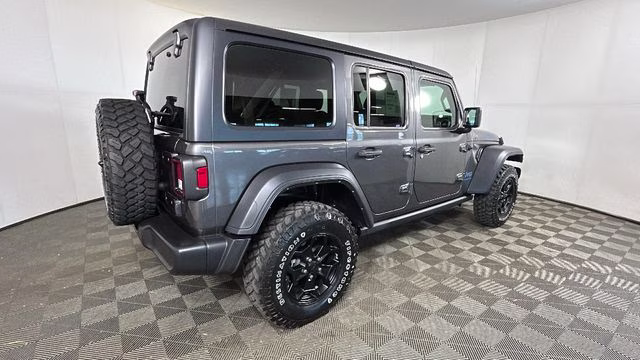 2023 Granite Crystal Metallic Clearcoat Jeep Wrangler Base 4xe 4X4 SUV