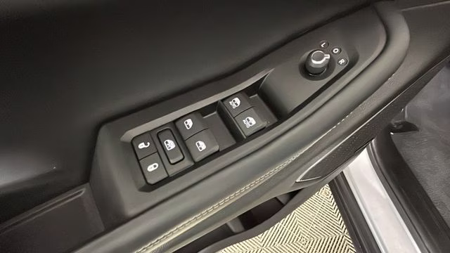 2023 Silver Zynith Jeep Grand Cherokee 4xe 4X4 SUV