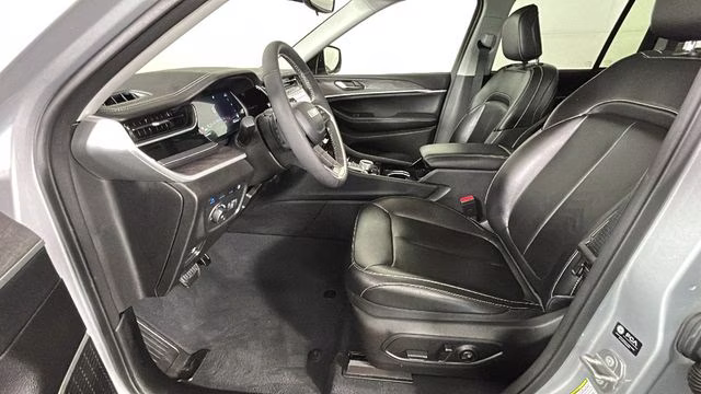 2023 Silver Zynith Jeep Grand Cherokee 4xe 4X4 SUV