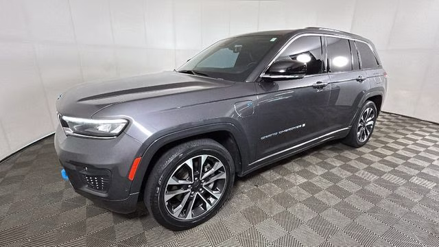 2023 Baltic Gray Metallic Clearcoat Jeep Grand Cherokee Overland 4xe 4X4 SUV