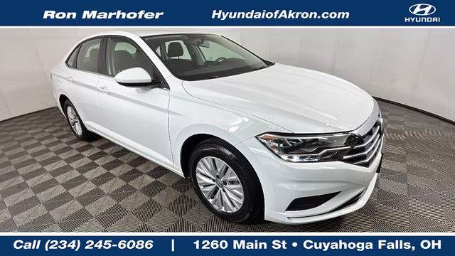2019 Pure White Volkswagen Jetta 1.4T SE FWD Sedan