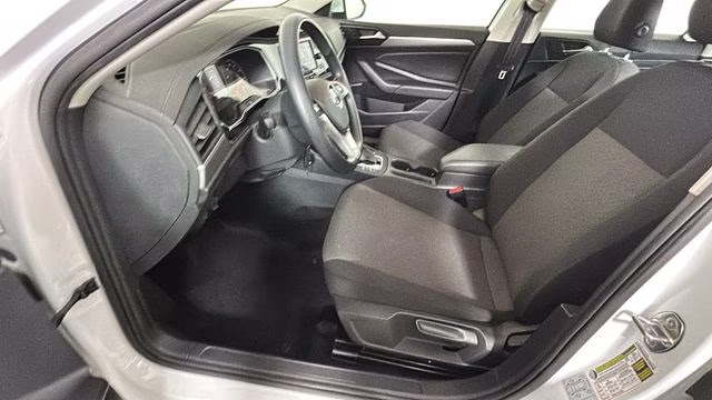 2019 Pure White Volkswagen Jetta 1.4T SE FWD Sedan